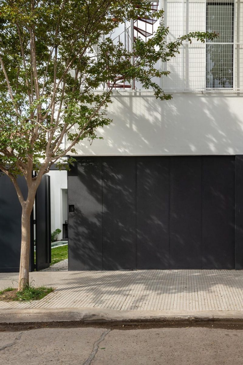 La Blanqueada House / Muro Studio
