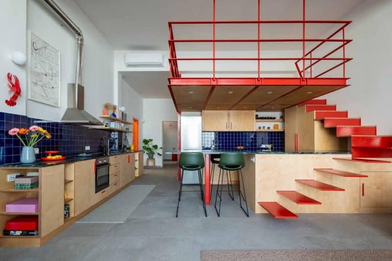 living area, kitchen