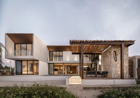 Tunich House / Ápiron