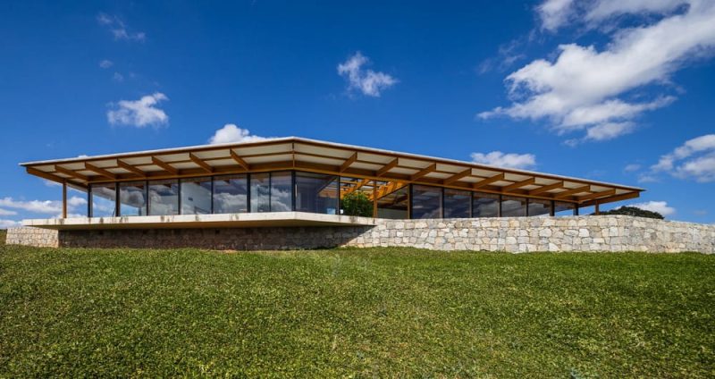Casa Minas / Sabella Arquitetura