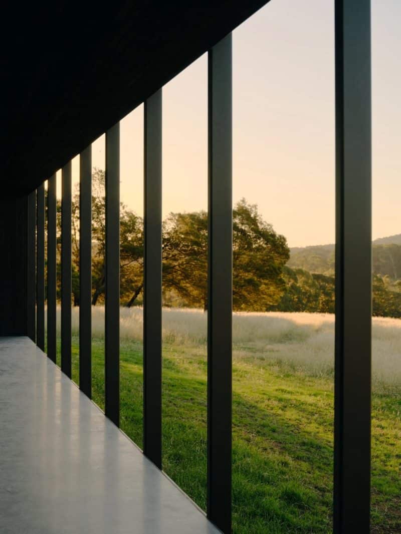 Marraweeney House / Tom Robertson Architects
