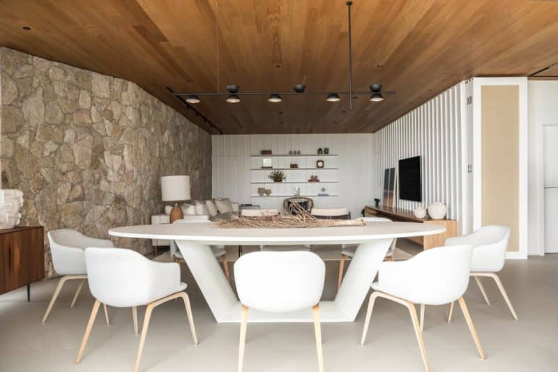 Caiobá Apartment / ARQ+CO Studio