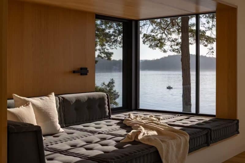 Deer Harbor House / Prentiss + Balance + Wickline Architects