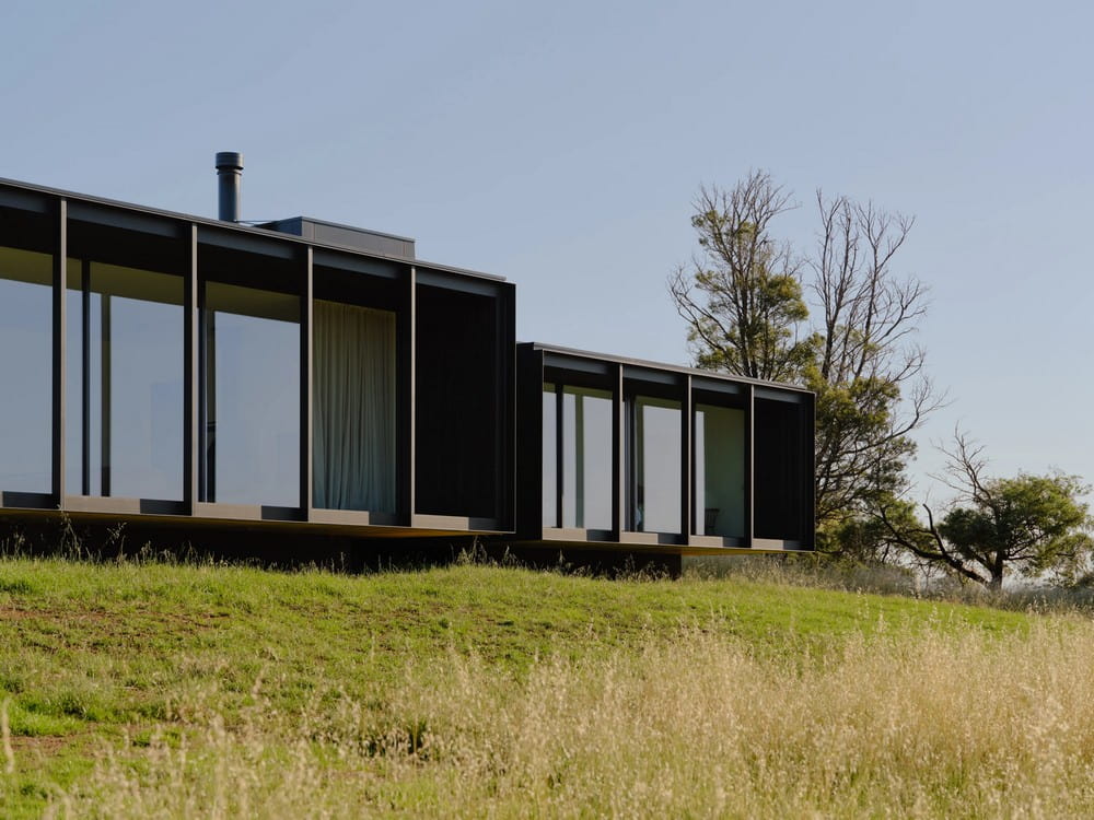 Marraweeney House / Tom Robertson Architects