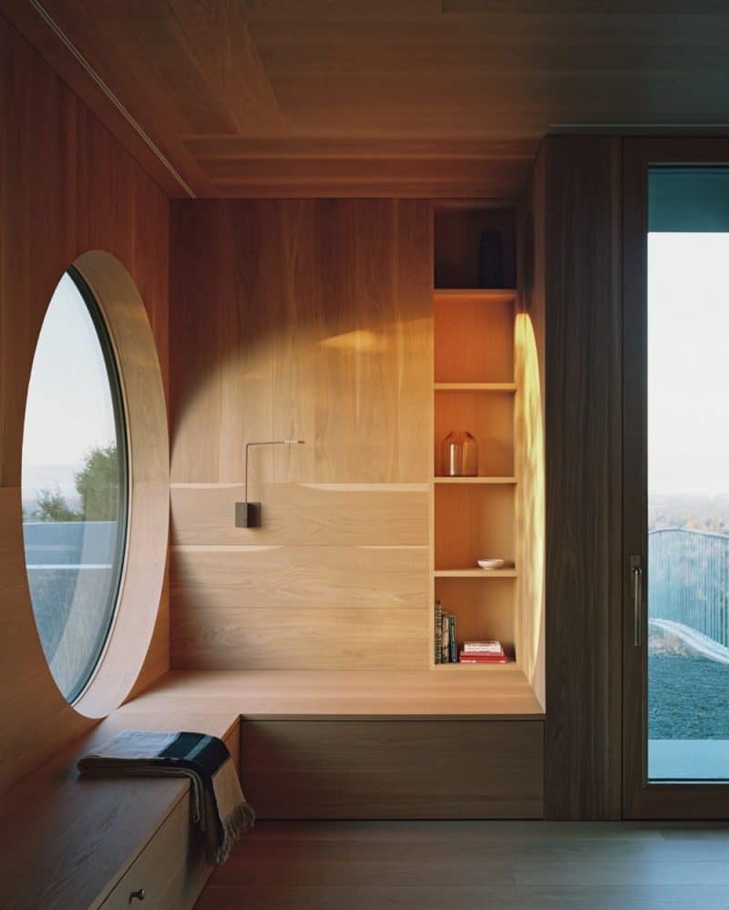 House of Horns / WOJR