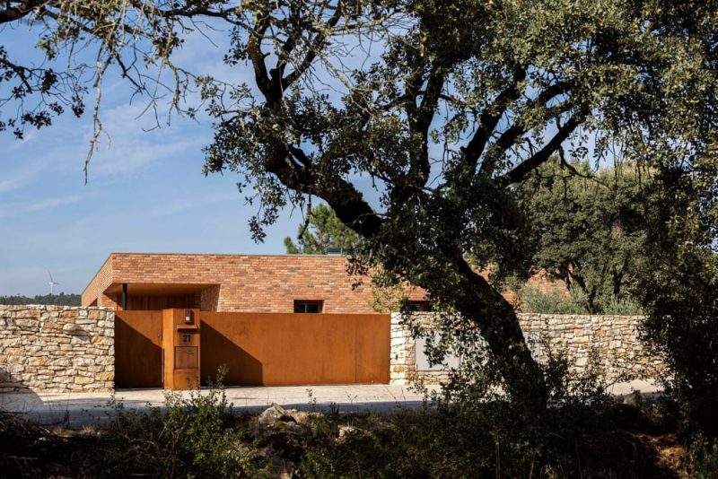 Lameira House / João Pedro Pedrosa