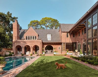 Candlewood Drive Residence / Elizabeth Garrett Interiors