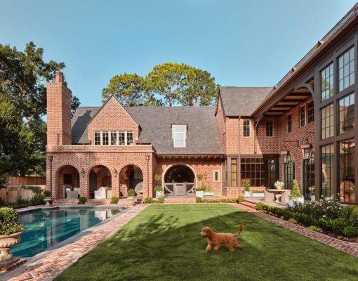 Candlewood Drive Residence / Elizabeth Garrett Interiors