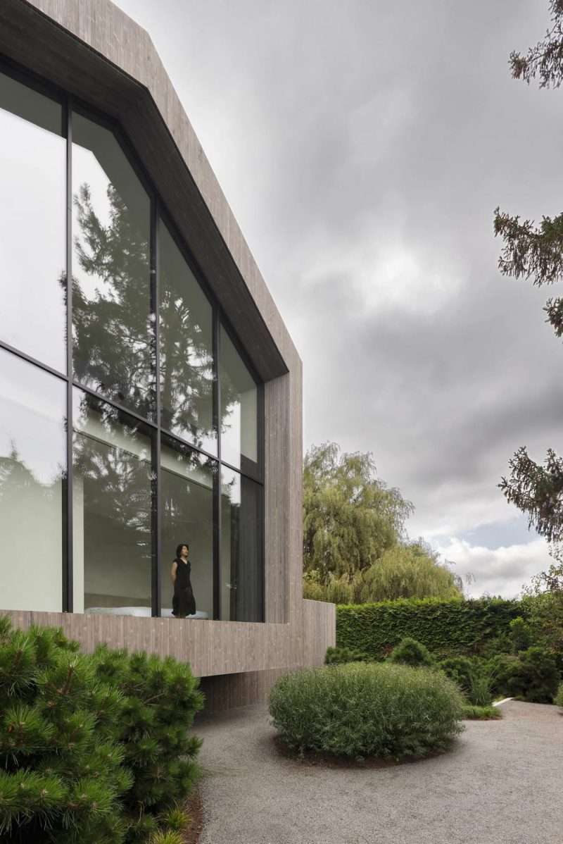 Re-folded House / Mcleod Bovell Modern Houses