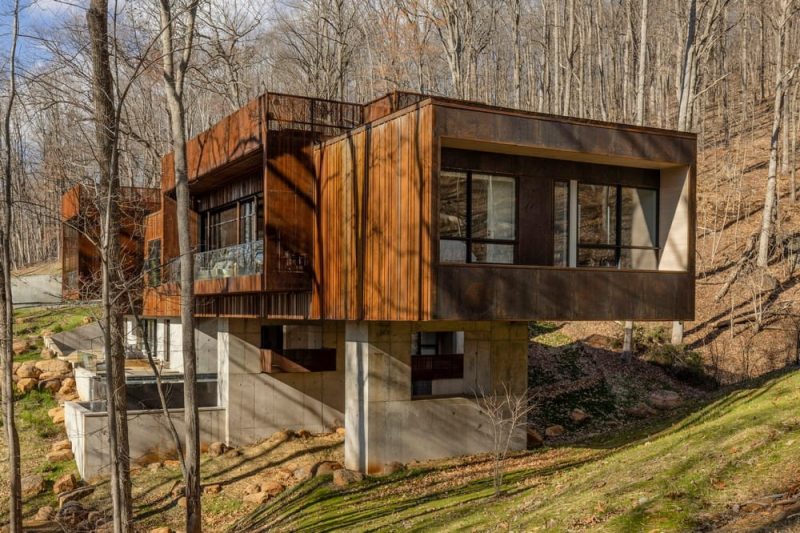 Night Song Bridge House / HEDS Architects