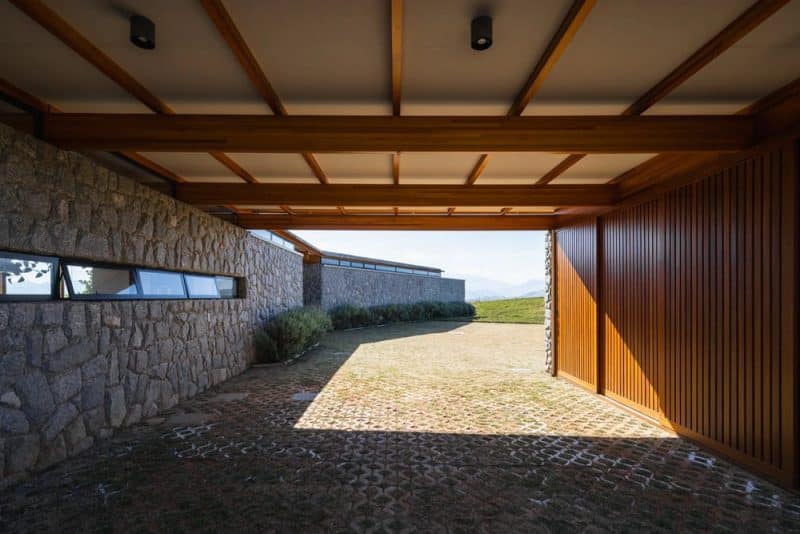 Casa Minas / Sabella Arquitetura