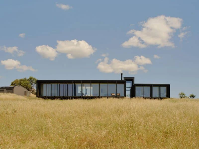 Marraweeney House / Tom Robertson Architects