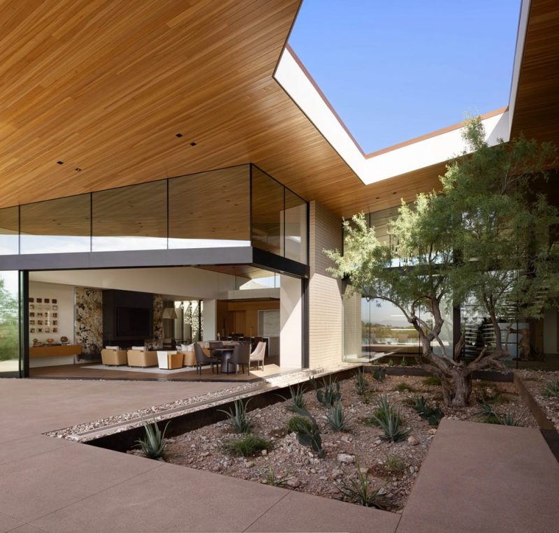 Desert Geode Residence / Kendle Design Collaborative