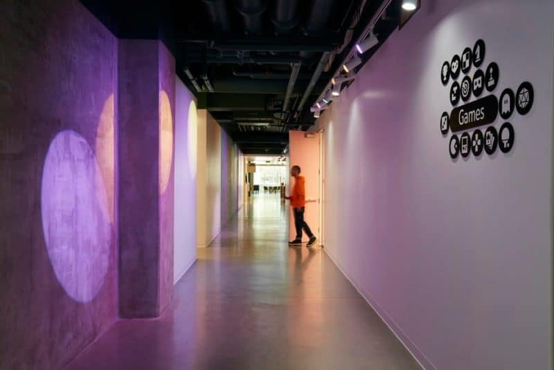 YouTube Campus Expansion / EHDD