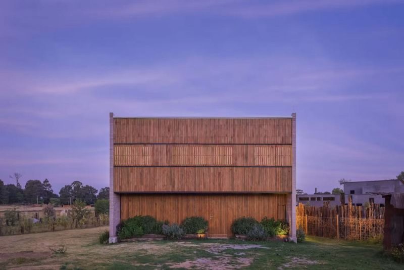 Casa Velia / Estudio Atemporal