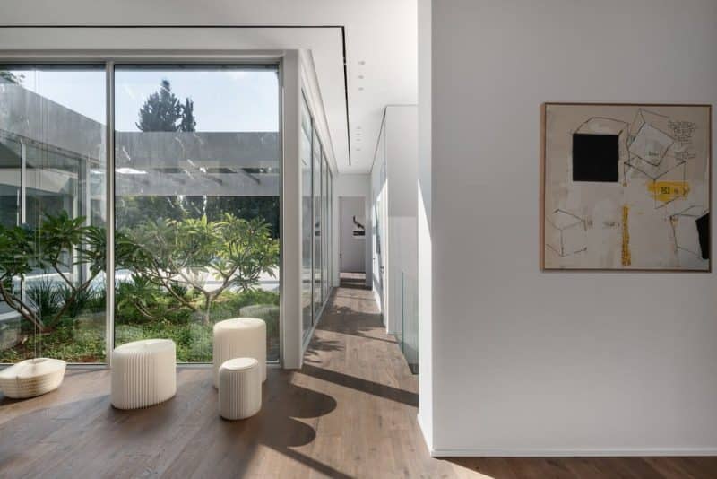 A Thoughtful Family Home in Central Israel