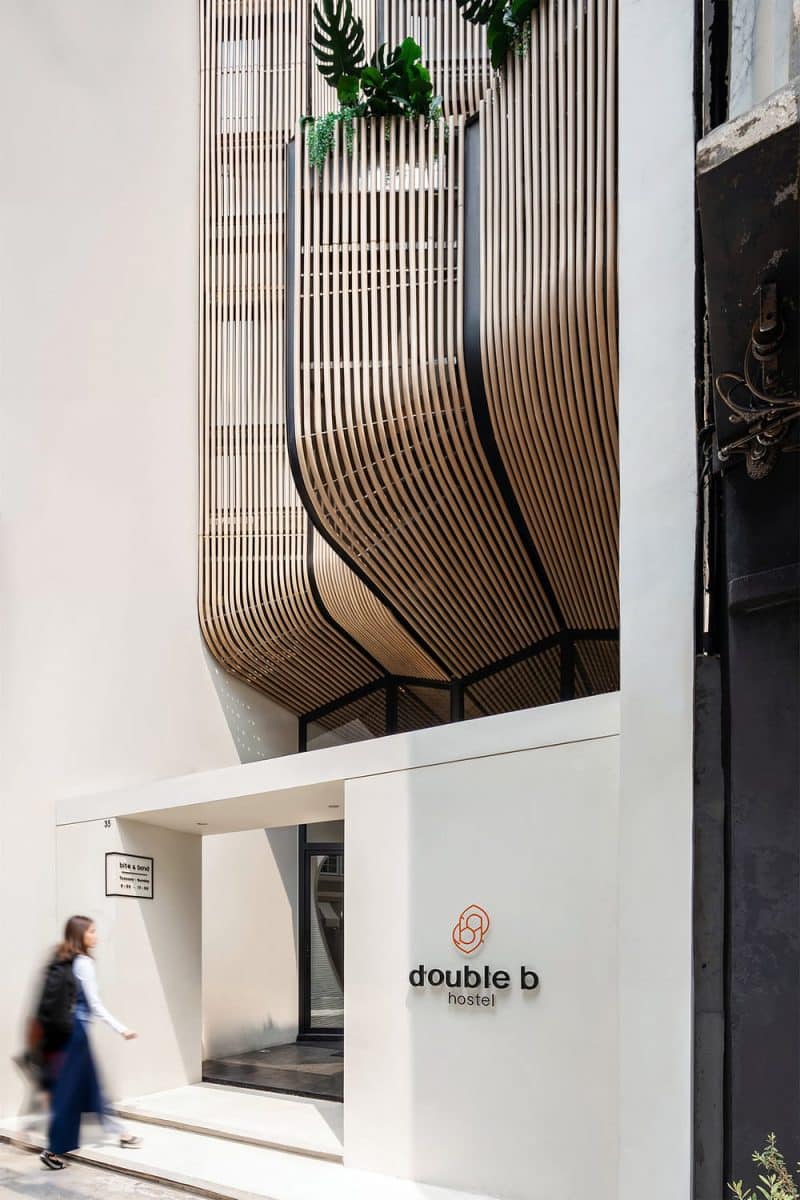 Double B Hostel / VMA Design Studio