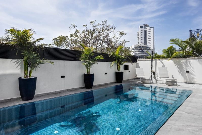pool