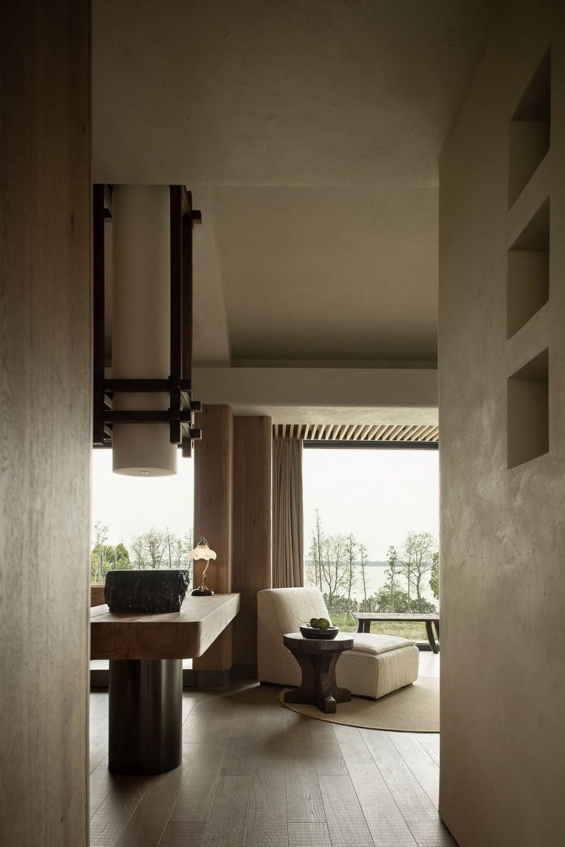 Suzhou Tongli Villa / Hangzhou Shihe Design