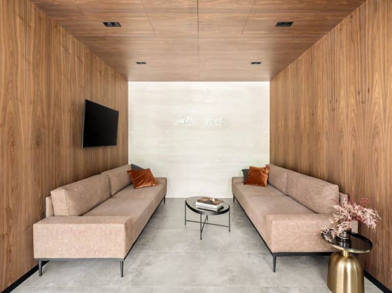 Elegant Minimalist Office by Alta Idea