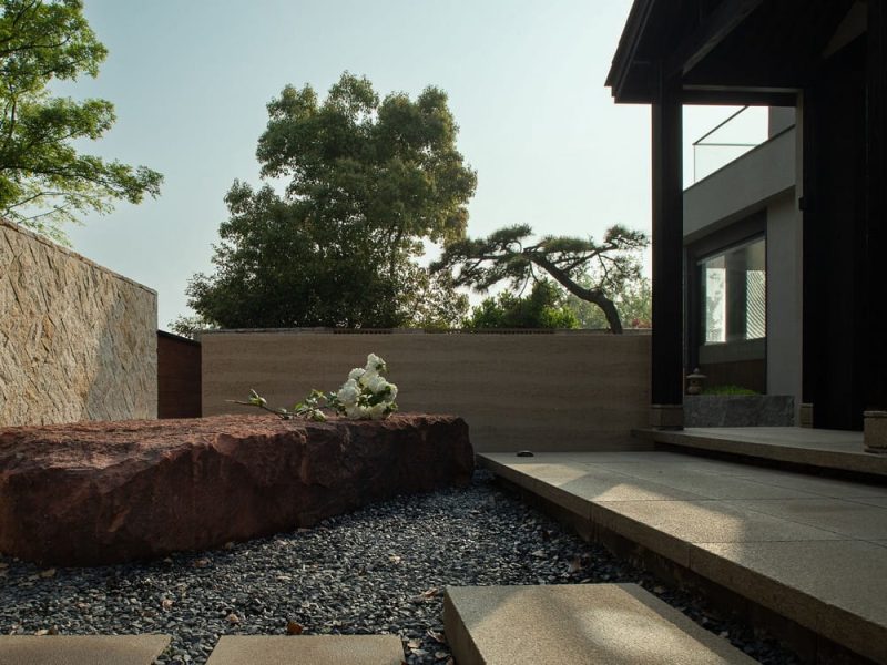 Suzhou Tongli Villa / Hangzhou Shihe Design