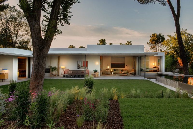 The AS House / ÁBATON
