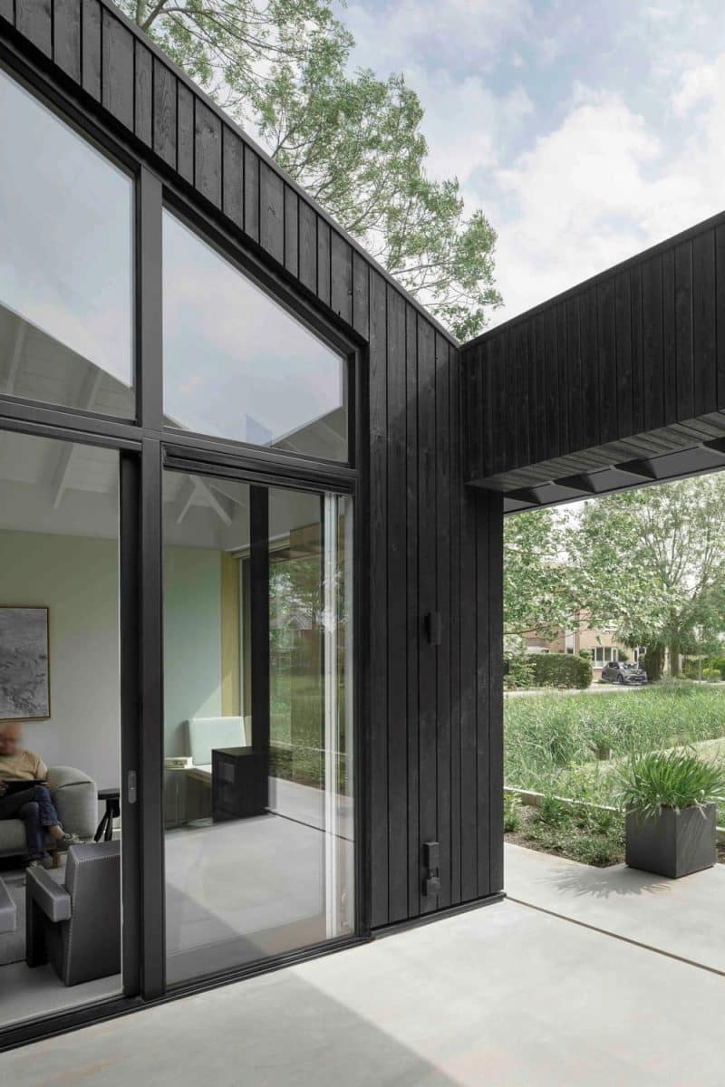 Senior Shelter / i29 Architects