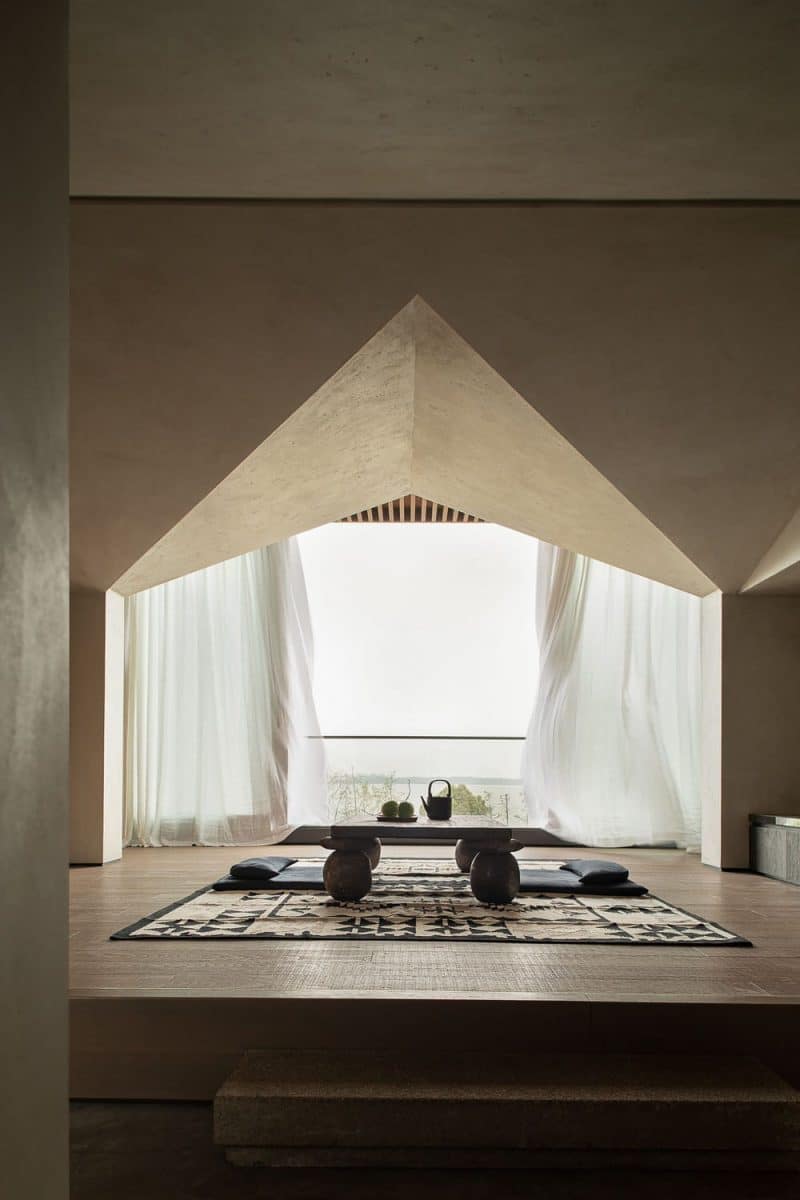 Suzhou Tongli Villa / Hangzhou Shihe Design