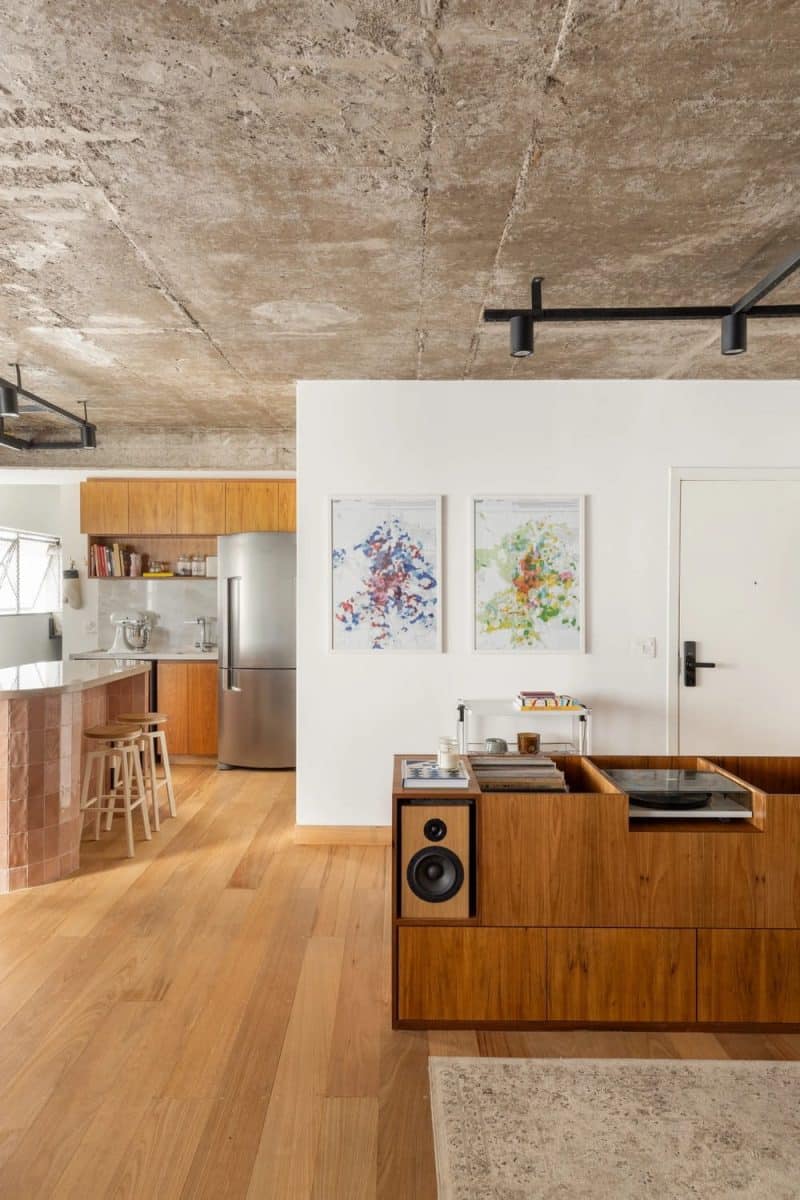 WT Apartment / FJ55 Arquitetos