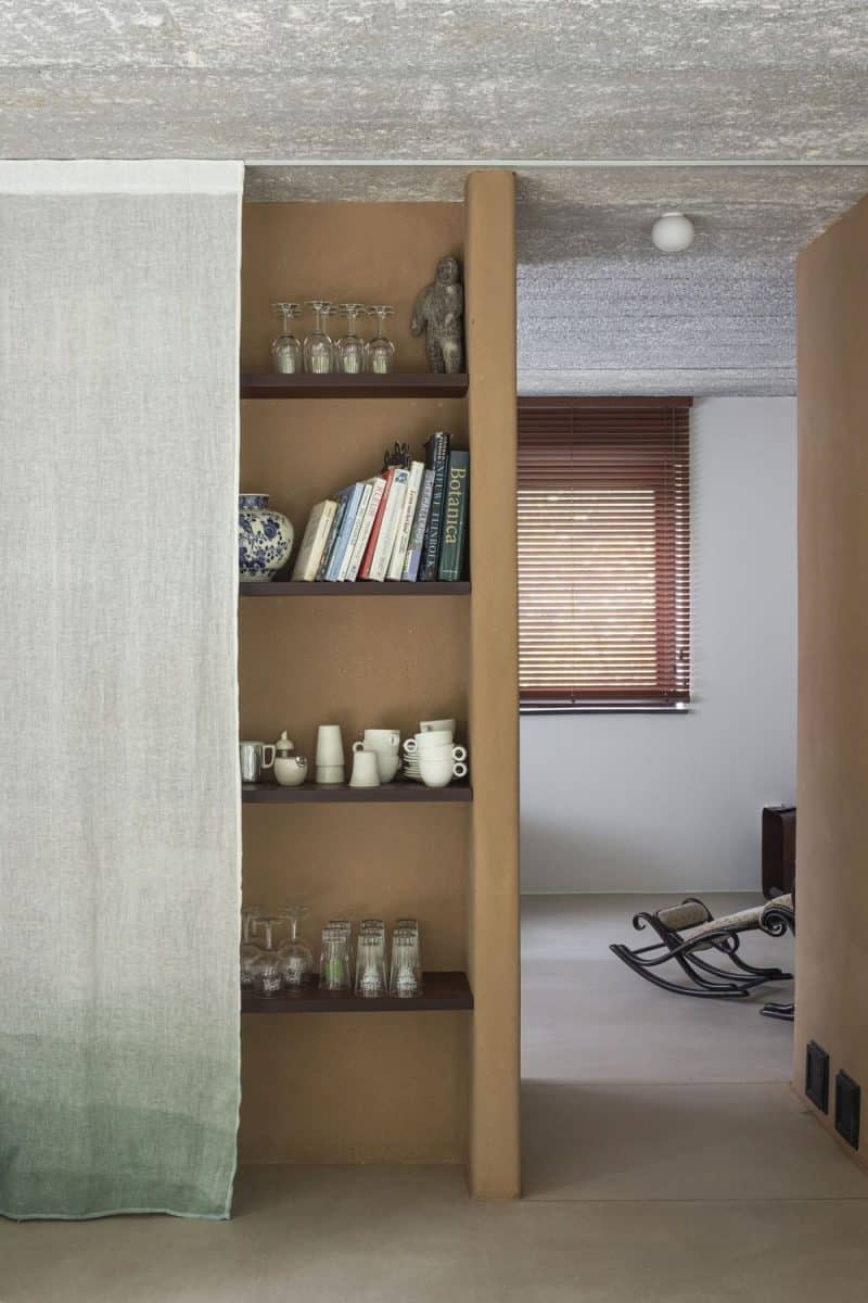 Omloop Farmhouse / hé! architectuur
