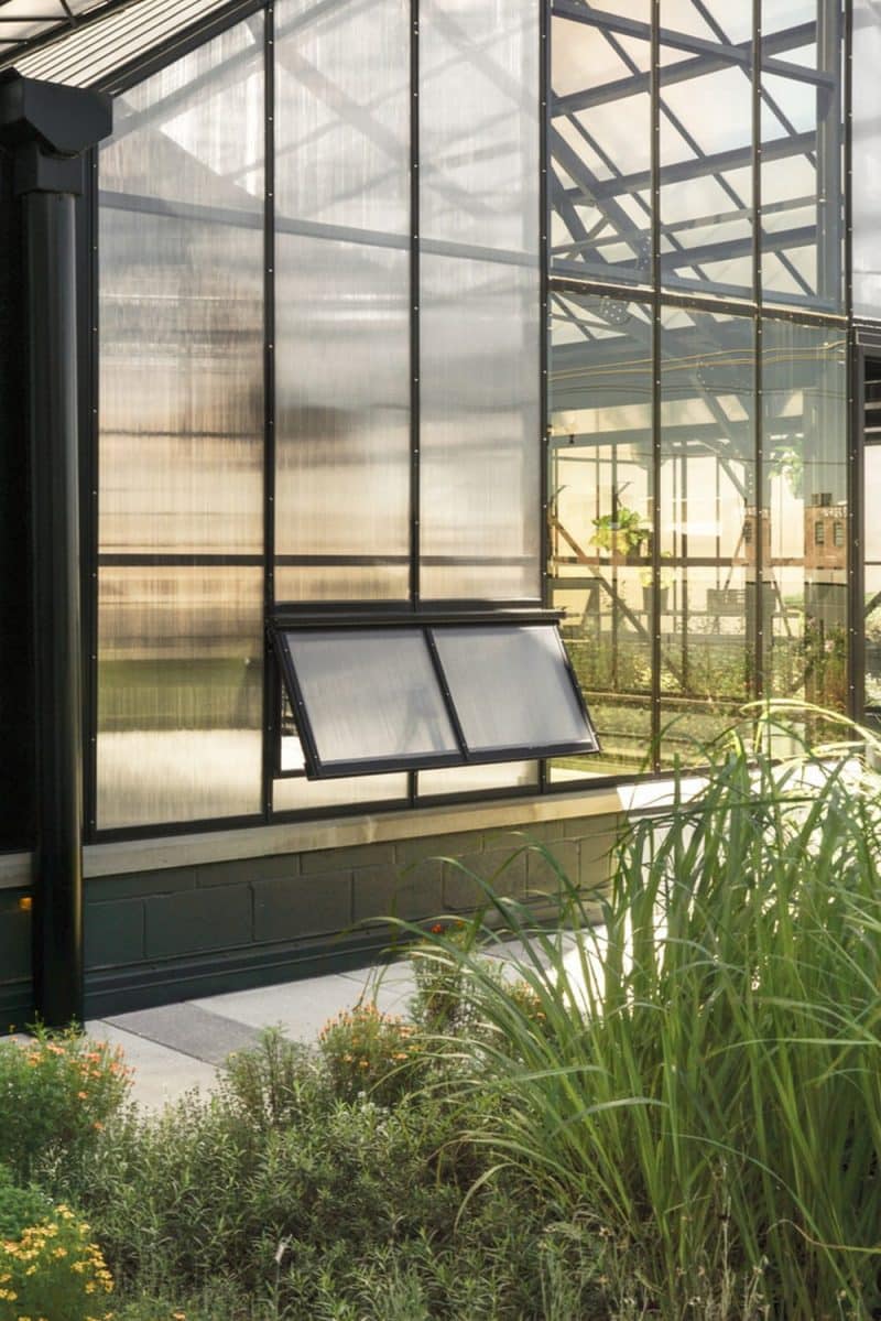 1516 W Carroll Ave Adaptive Reuse Building / Converge Architecture