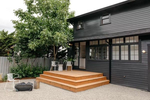 Alberta Arts Residence / Ment Architecture