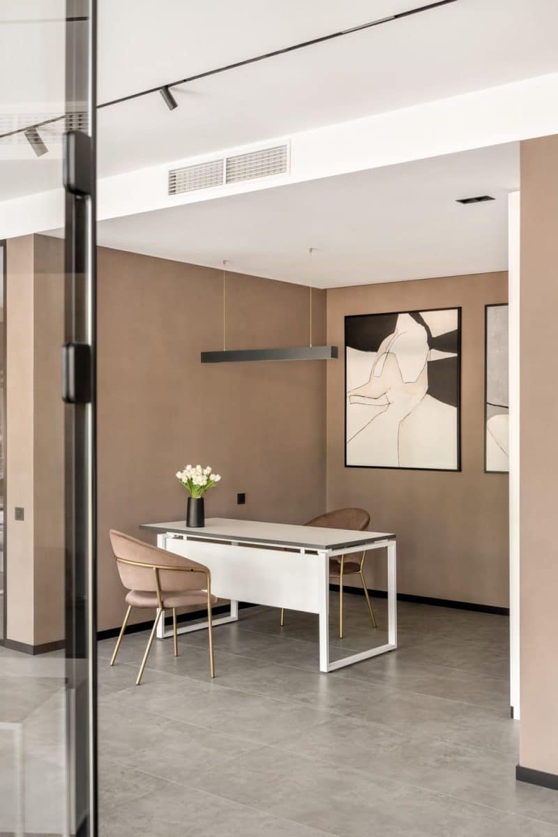 Elegant Minimalist Office by Alta Idea