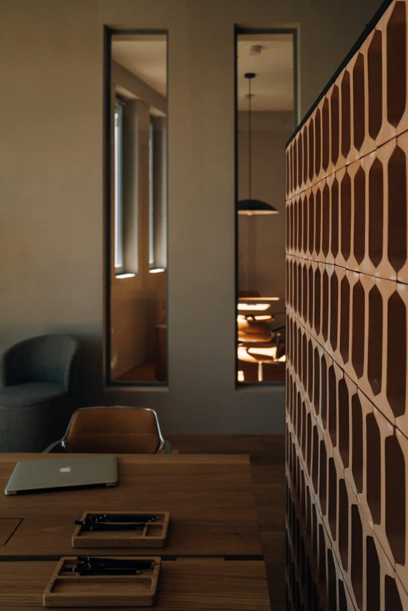 Office By The River / Studio Loft Kolasiński