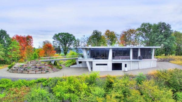 Hudson Concrete House / Koko Architecture + Design
