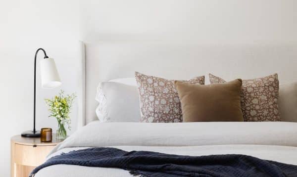 A Guide to Styling Throw Pillows and Bedding Like a Pro