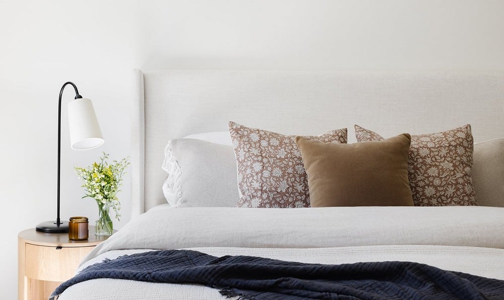 A Guide to Styling Throw Pillows and Bedding Like a Pro