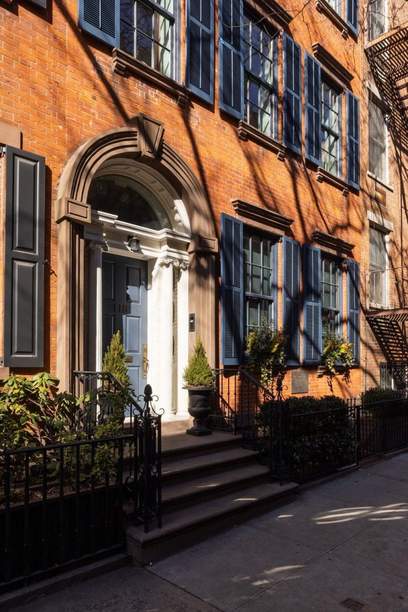 Sullivan Street Townhouse / White Arrow