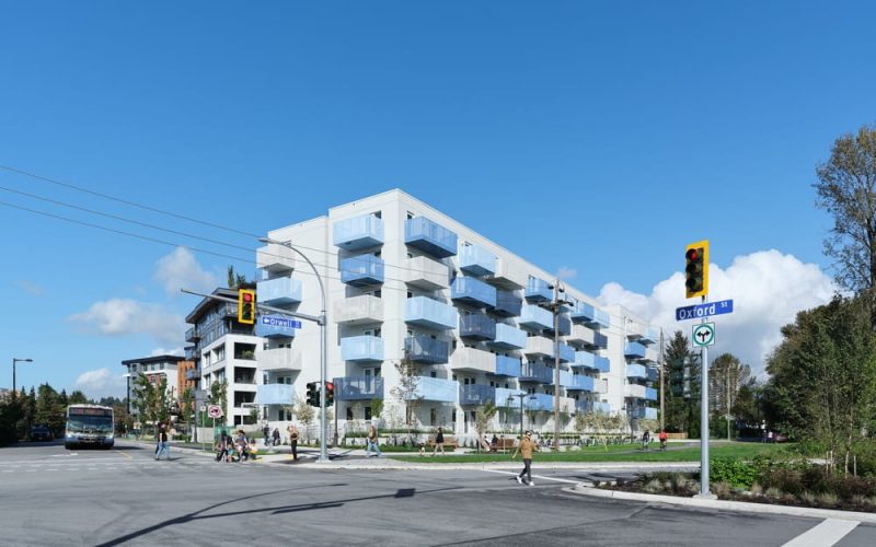 Salal Apartments / Office Of Mcfarlane Biggar Architects + Designers