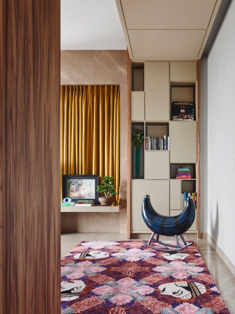 Apartment VIII by Kiran Gala & Associates