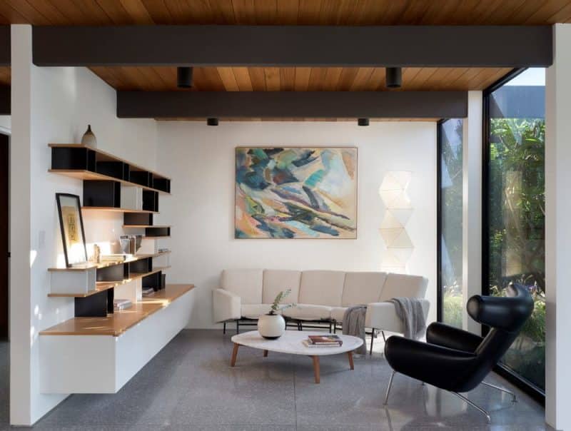 Malibu Glass Box House by Klopf Architecture