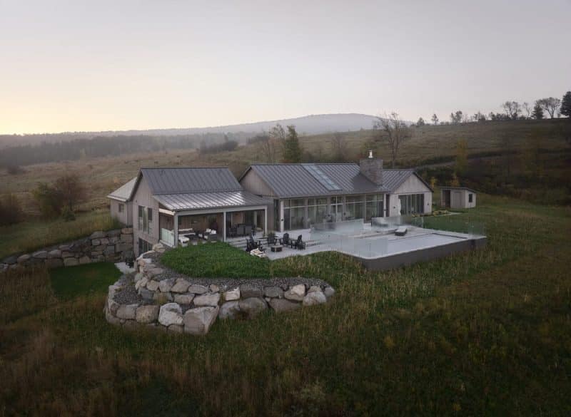 Le Pâturage Residence / Muuk Architecture