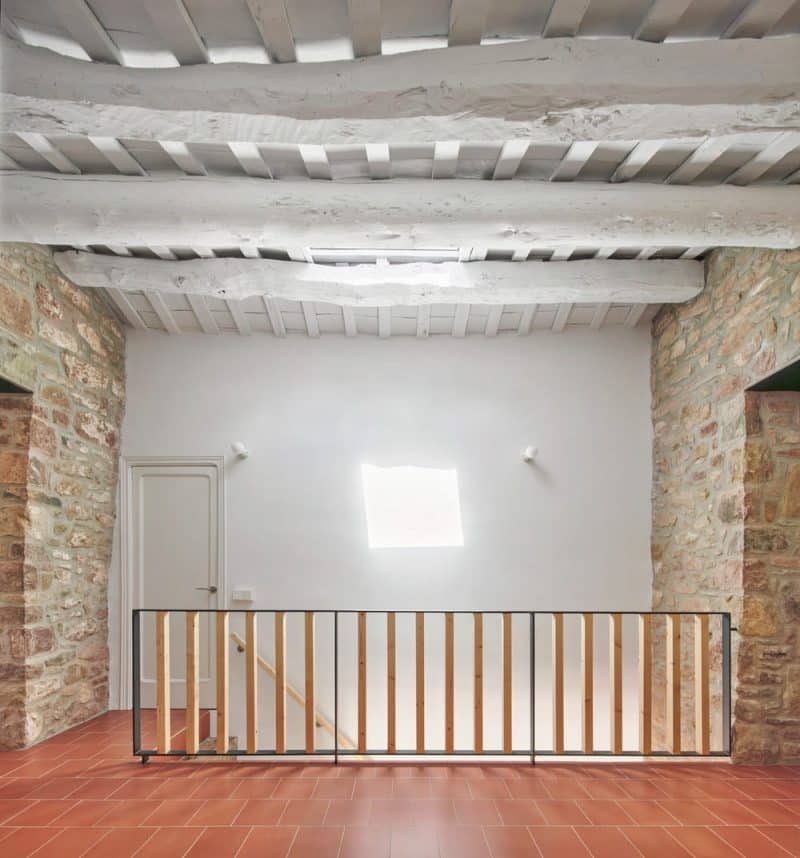 Renovation of a farmhouse in Granera