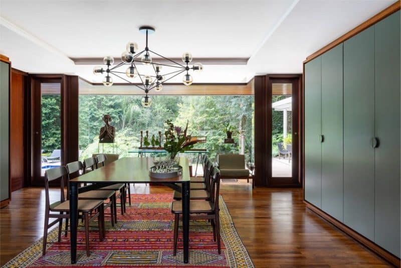 dining room