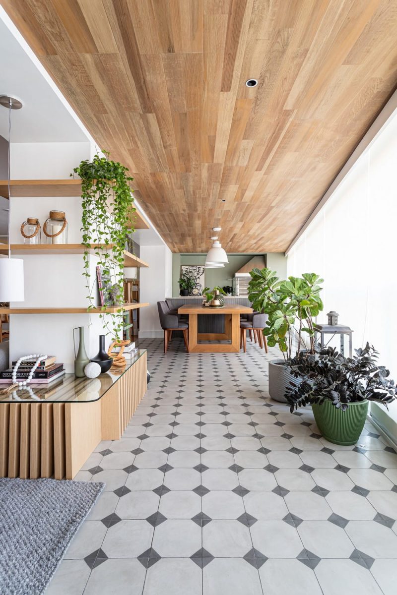 Caiubí Apartment / Architect Juliana Miranda