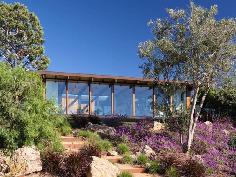 Malibu Glass Box House by Klopf Architecture