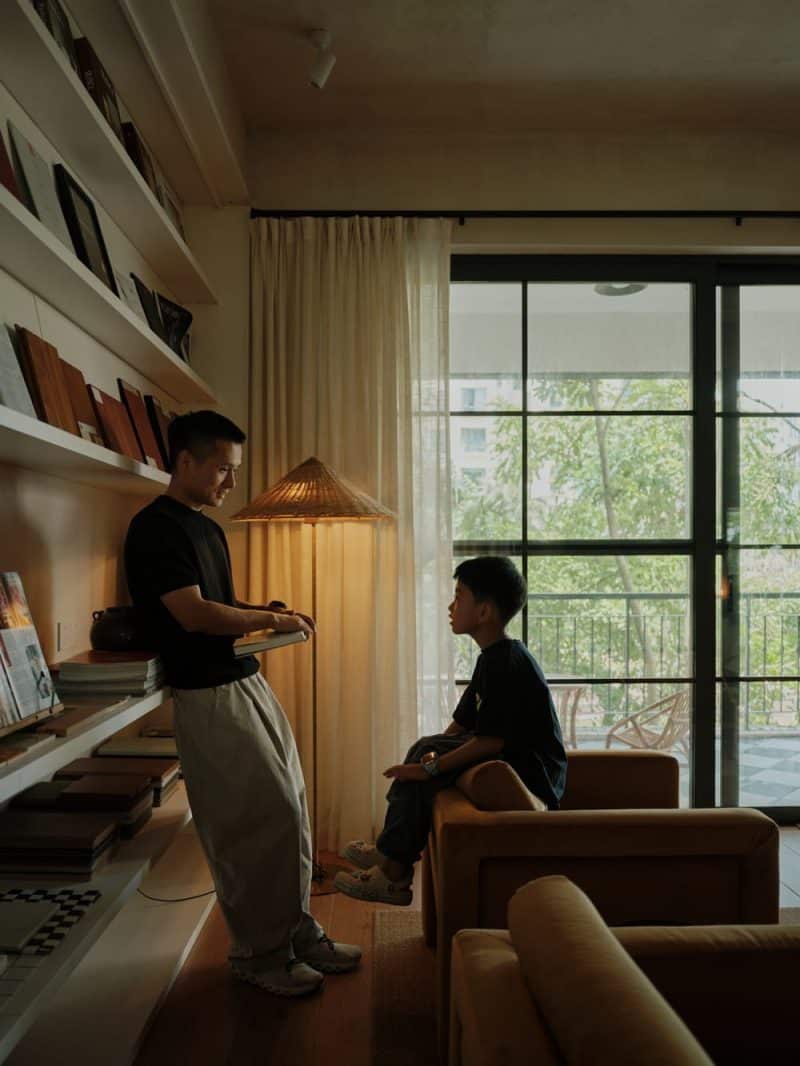 A Workspace That Feels Like Home by UY DESIGN