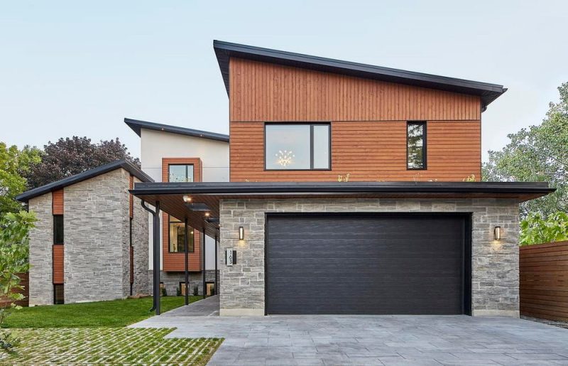 Markham Multi-Generational House / Solares Architecture