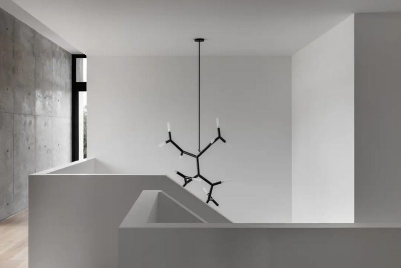 Blade House / Tecture