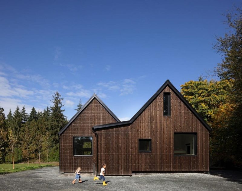 Heimaklettur House / MOTIV Architects